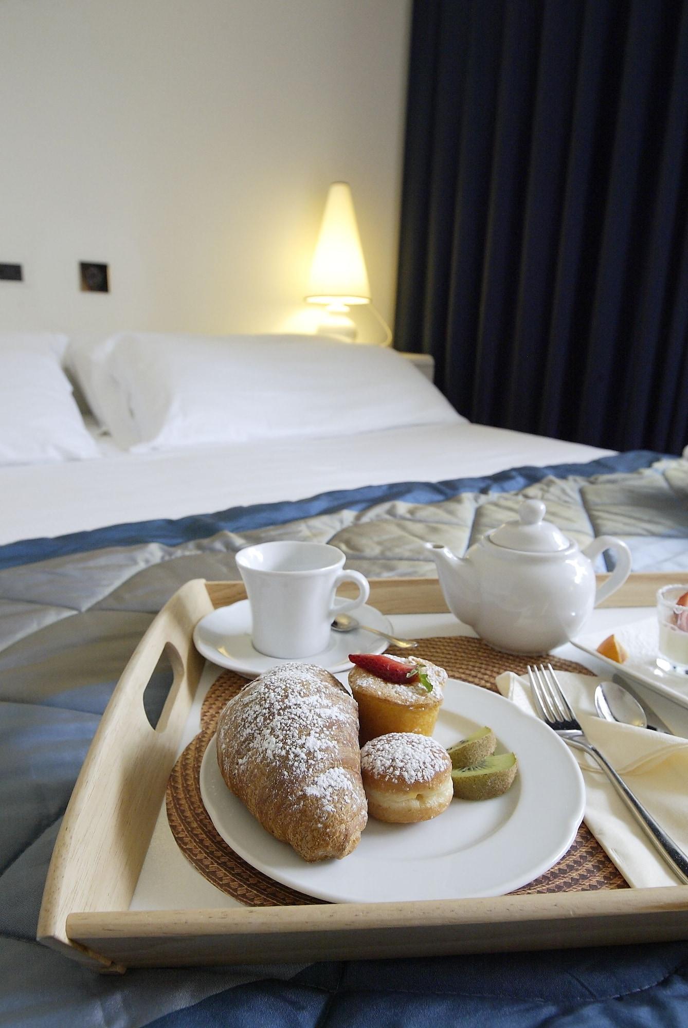 Hotel Luxor Rimini Extérieur photo