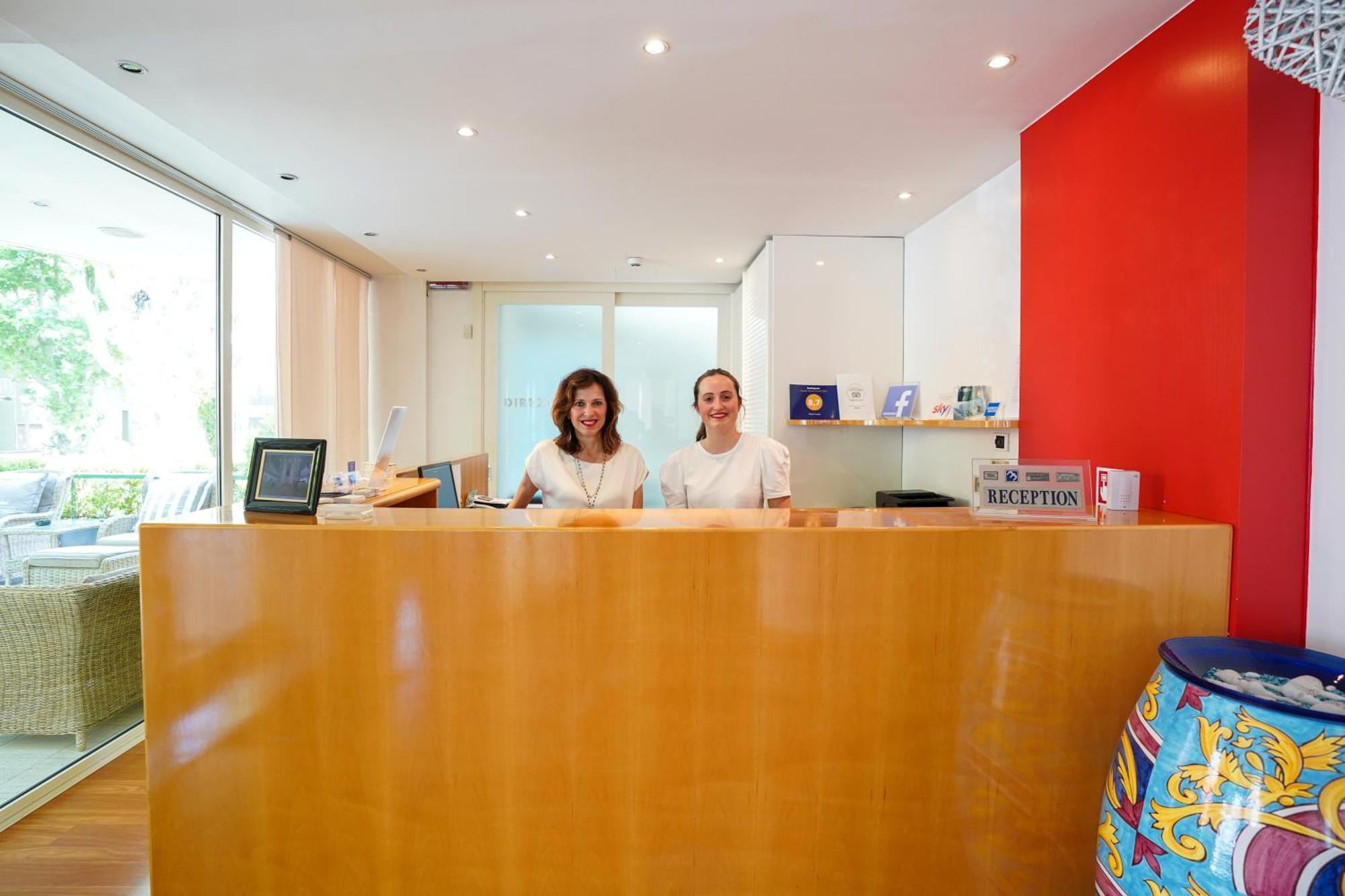 Hotel Luxor Rimini Extérieur photo