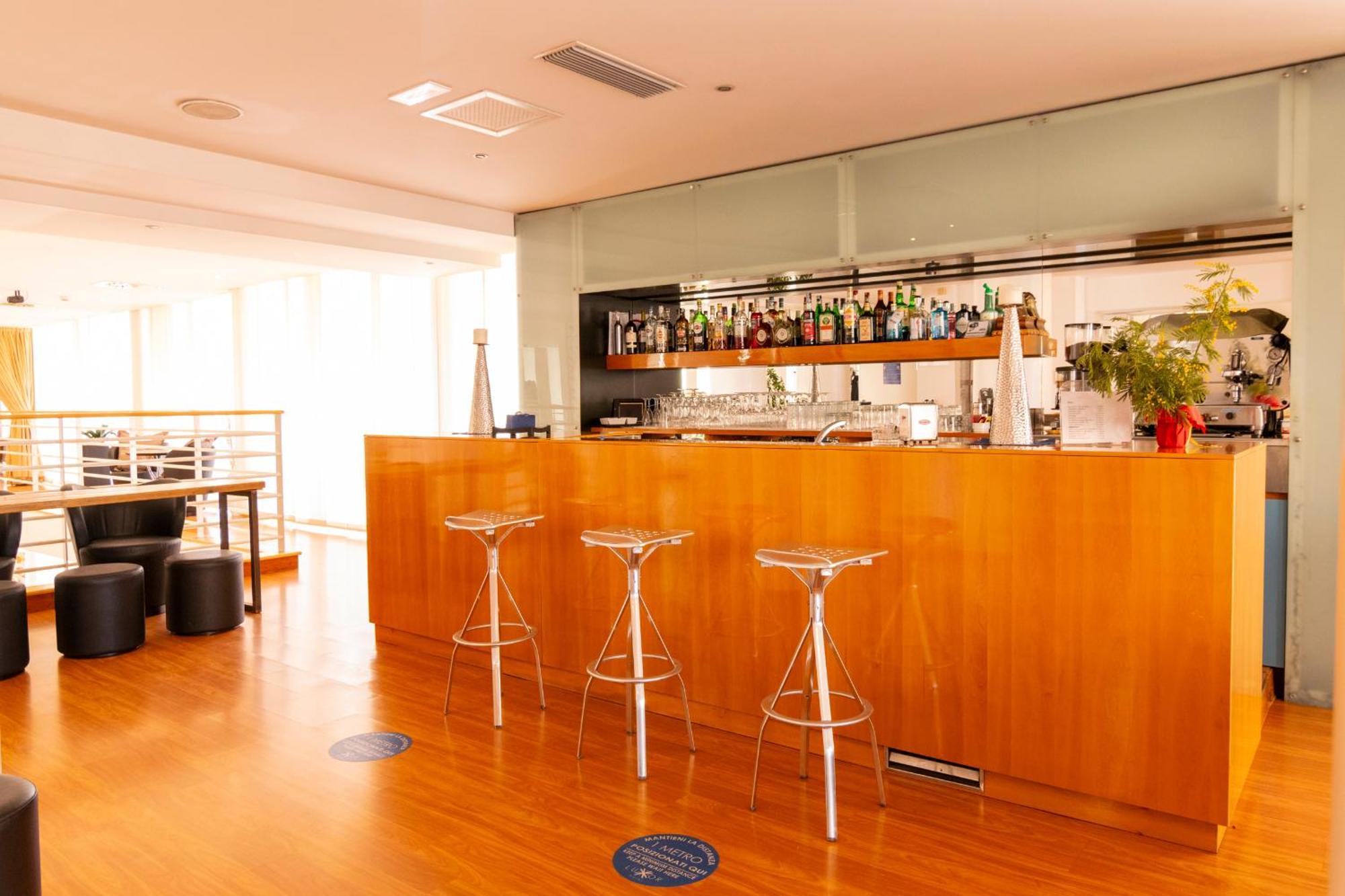 Hotel Luxor Rimini Extérieur photo
