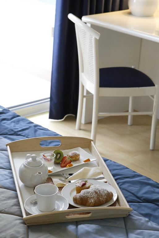 Hotel Luxor Rimini Extérieur photo
