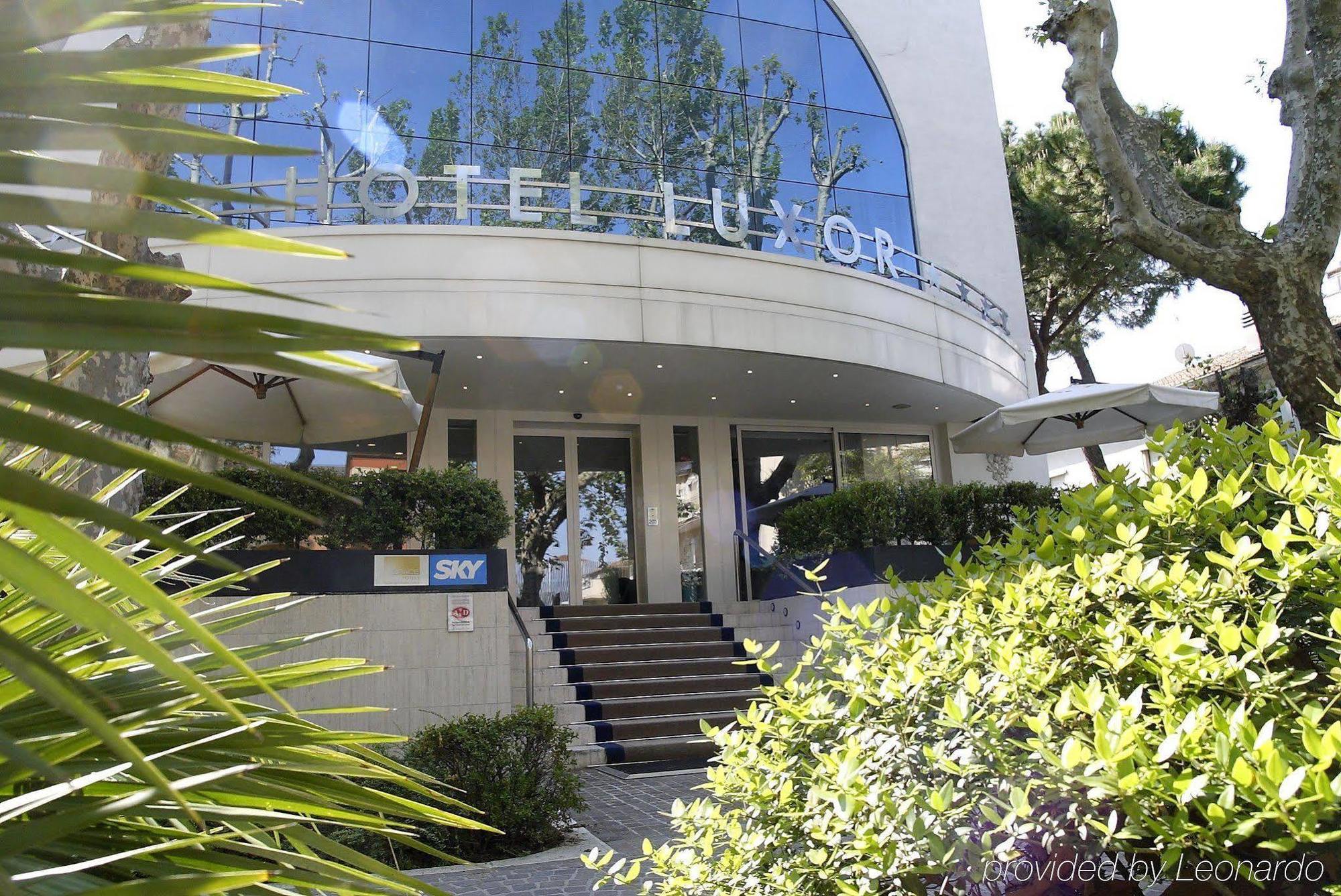 Hotel Luxor Rimini Extérieur photo